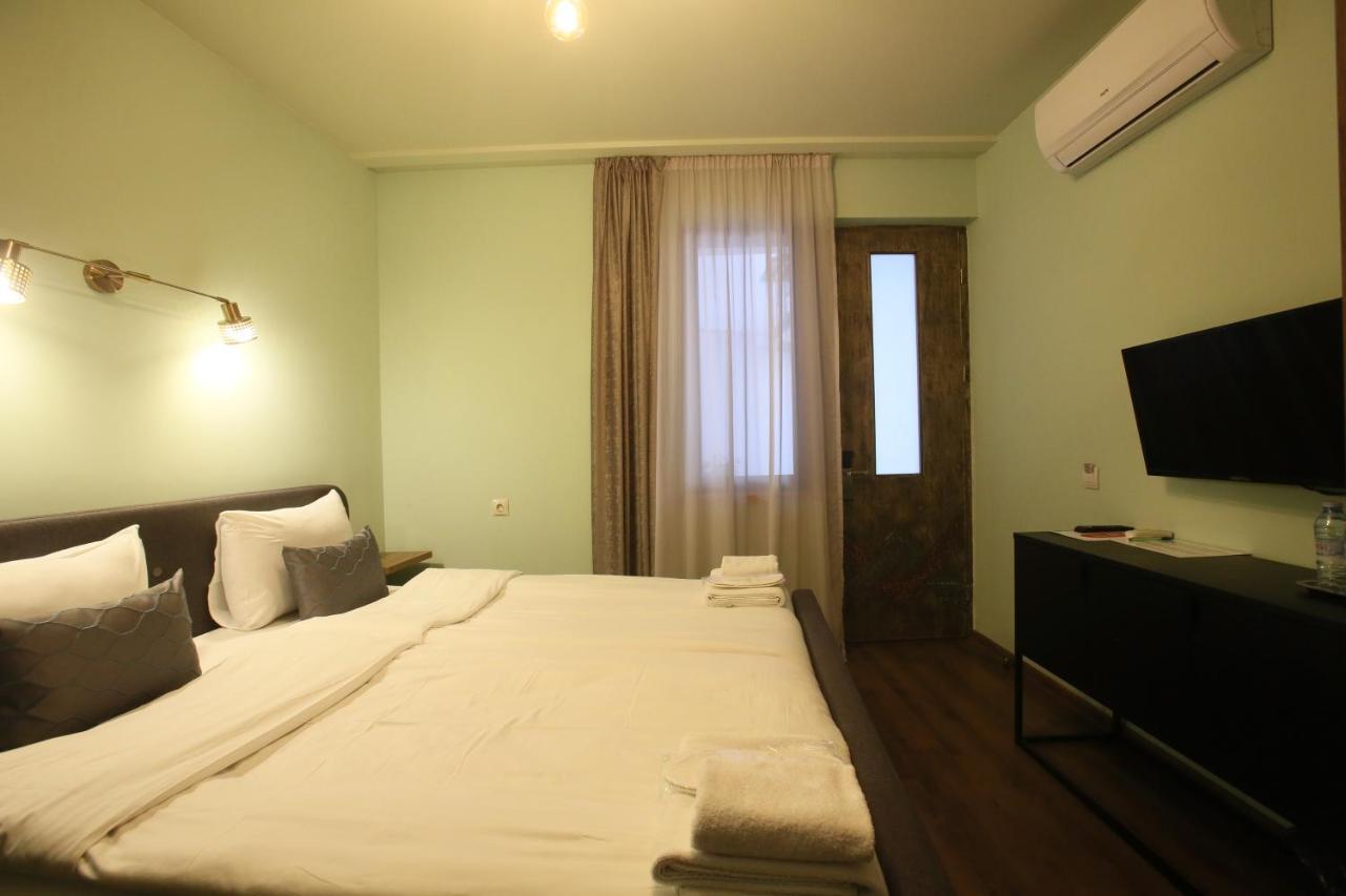 Boutique Kosher Hotel Tourfa Tbiliszi Kültér fotó